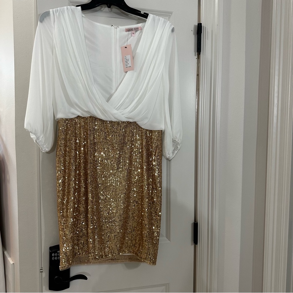 NWT gold sequin skirt dress. This is an EU size 16. Fits more like a US14